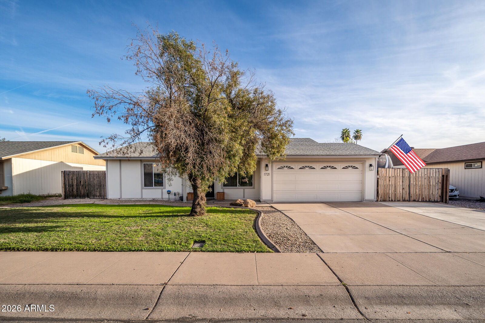 Property Photo:  1721 W Temple Street  AZ 85224 