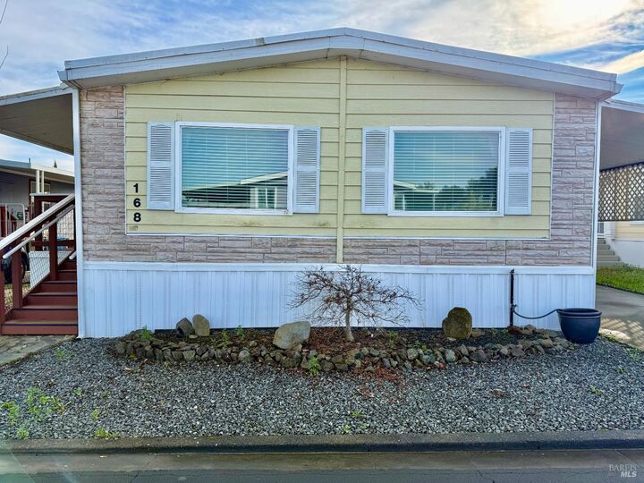 Property Photo:  168 Shoreham Way  CA 95401 
