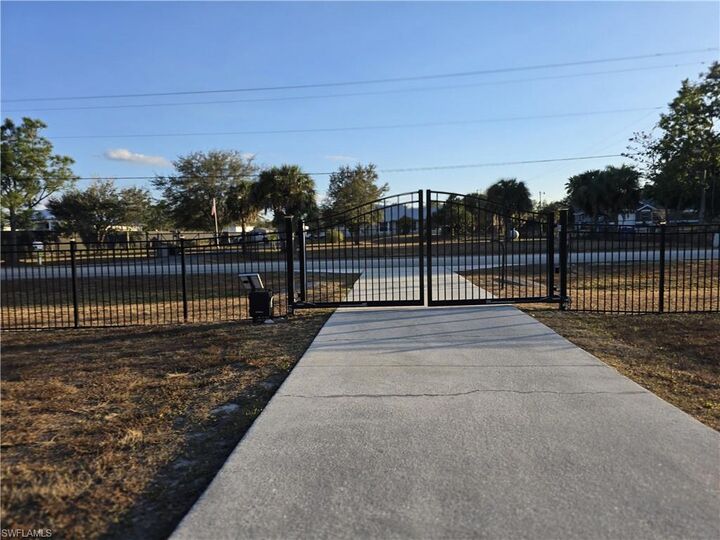 Property Photo:  921 47th Ave NE  FL 34120 