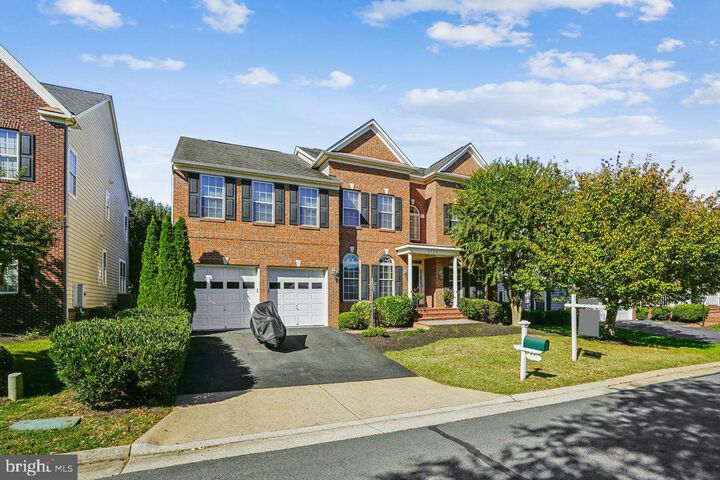 Property Photo:  5716 Macintosh Loop  VA 20169 