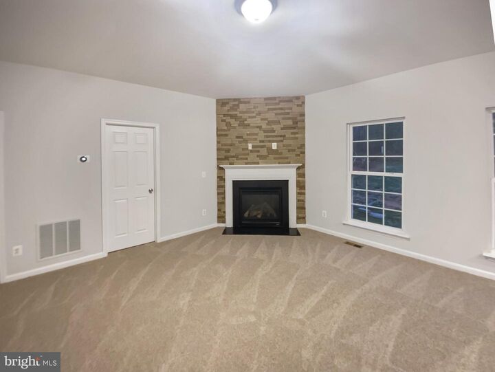 Property Photo: 1020 Bakersfield Lane VA 22401