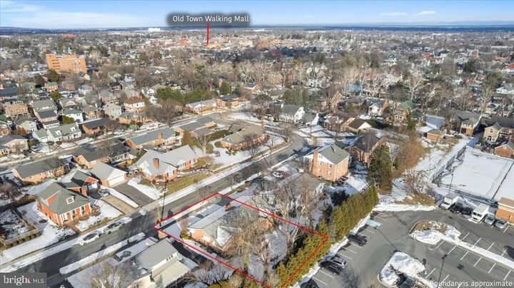 Property Photo:  425 Briarmont Drive  VA 22601 