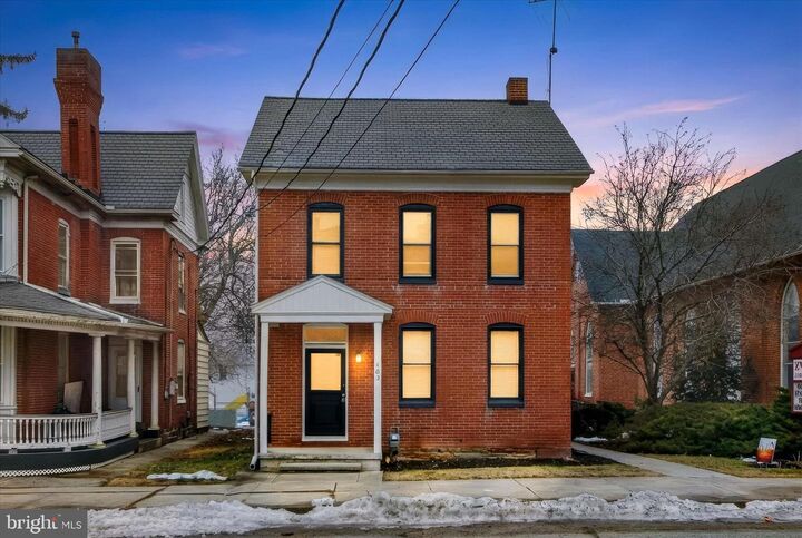Property Photo:  405 W King Street  PA 17316 