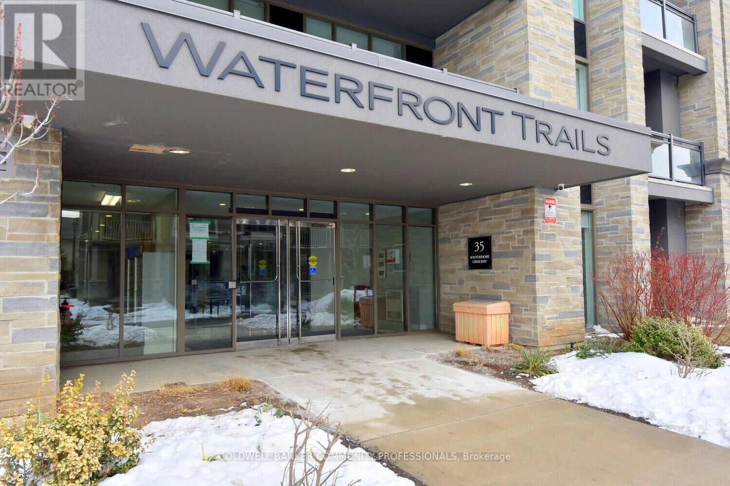 Property Photo:  35 Southshore Crescent 108  ON L8E 0J2 