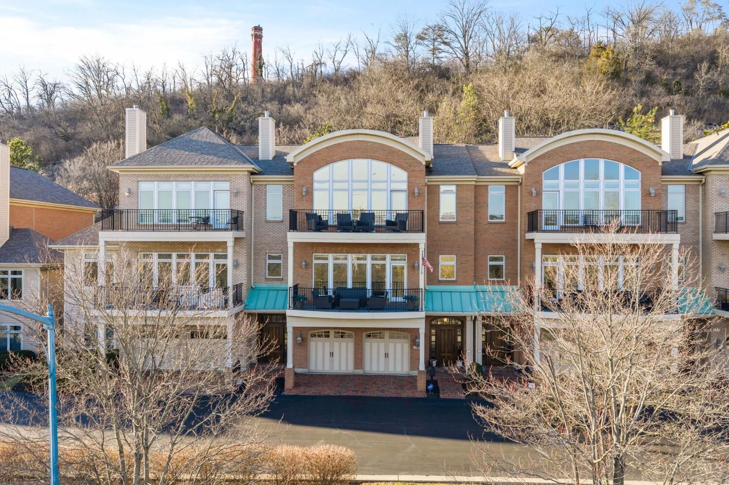 Property Photo:  1464 Riverside Drive  OH 45202 