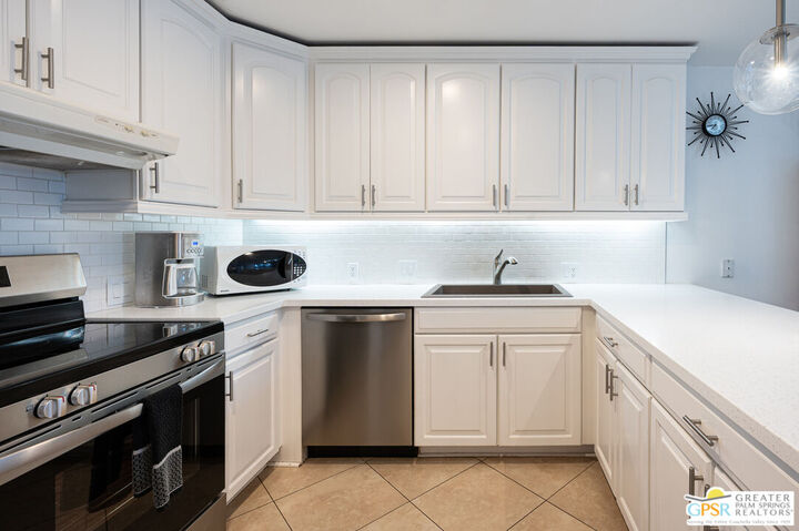 Property Photo:  2563 N Whitewater Club Drive  CA 92262 