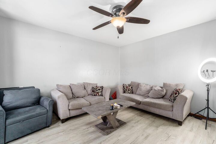 Property Photo:  1492 Burlington Avenue  OH 43227 