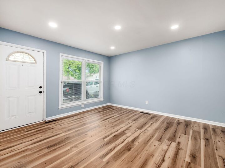 Property Photo:  1492 Burlington Avenue  OH 43227 