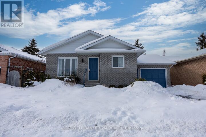 Photo de la propriété: 63 Lori Boulevard ON K9V 6B7