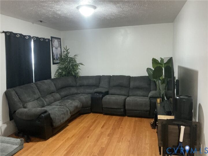 Property Photo:  1108 Highland Meadow Court  VA 23223 