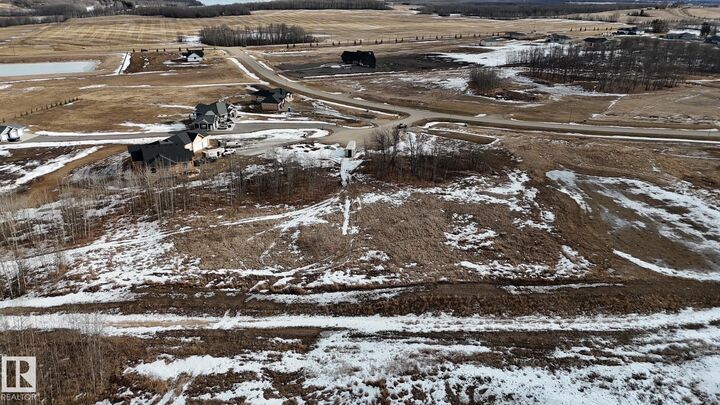 Property Photo:  54104 Rge Road 274 43  AB T7X 3S4 