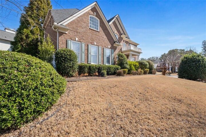 Property Photo: 3490 Talimore Knoll GA 30066