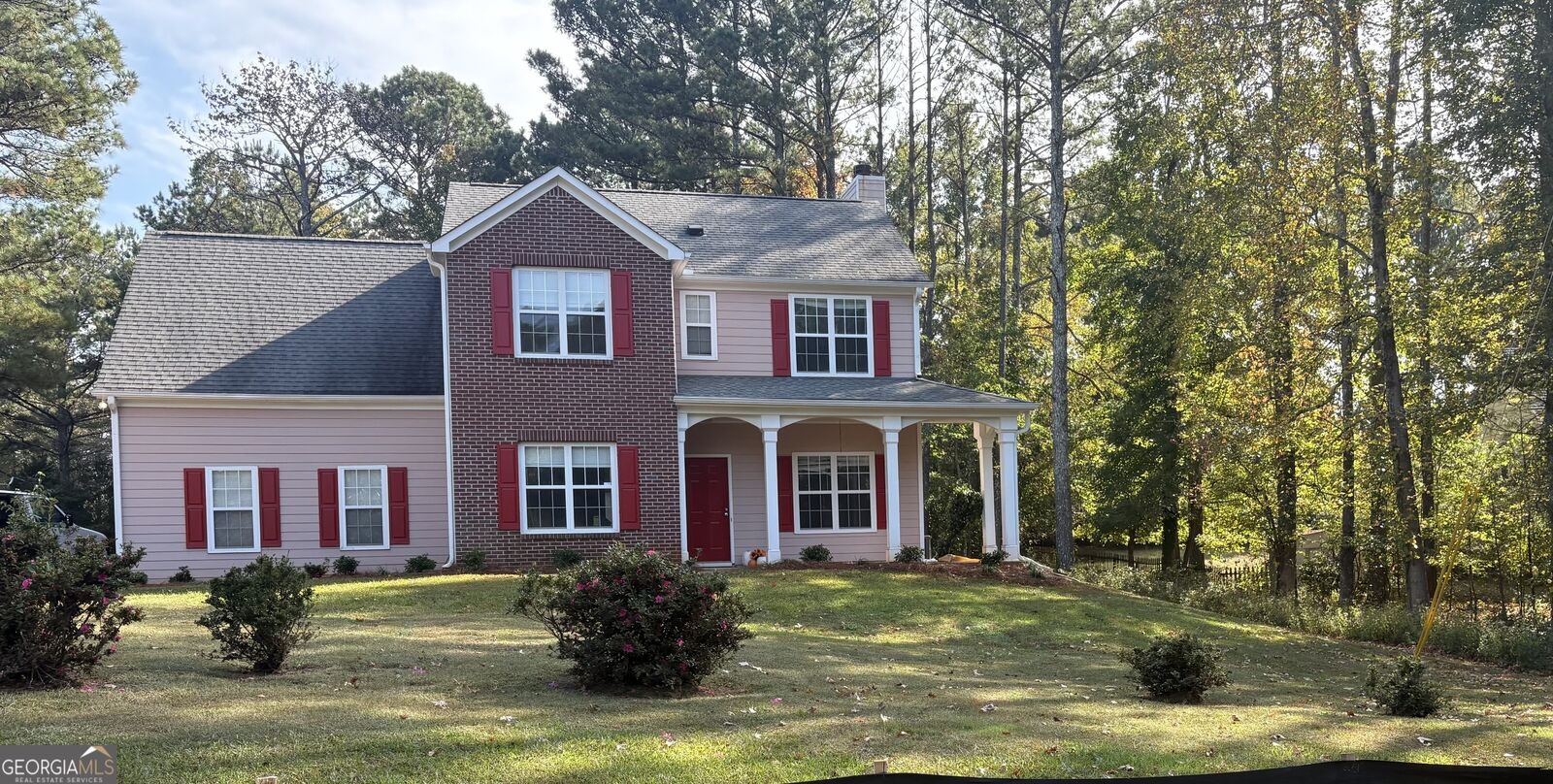 Property Photo:  1325 Greenwood Acres Drive  GA 30040 