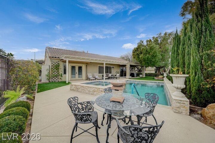 Property Photo:  2009 Fern Hill Court  NV 89052 