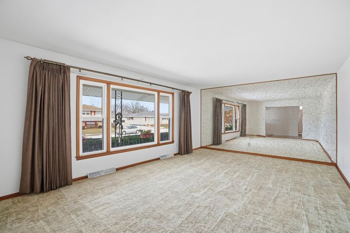 Property Photo: 437 Fairview Avenue IN 46307