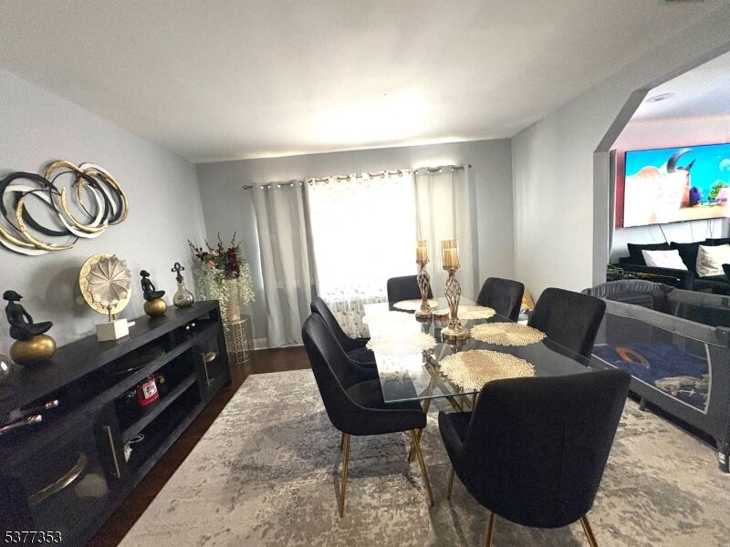 Property Photo:  128 Grove St 2  NJ 07003 