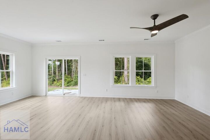 Property Photo:  1044 Cottage Way  GA 31305 