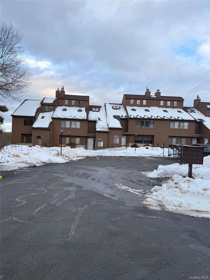 Property Photo:  908 Scenic Lane  NY 12603 