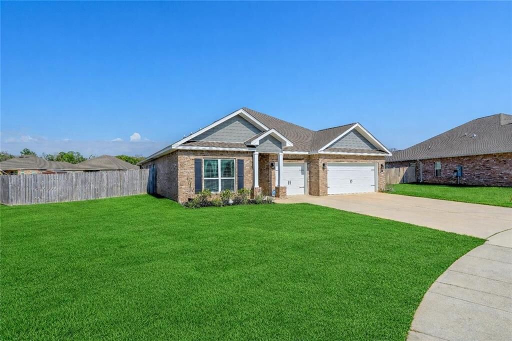 Property Photo:  9128 Oak Alley Way  AL 36541 