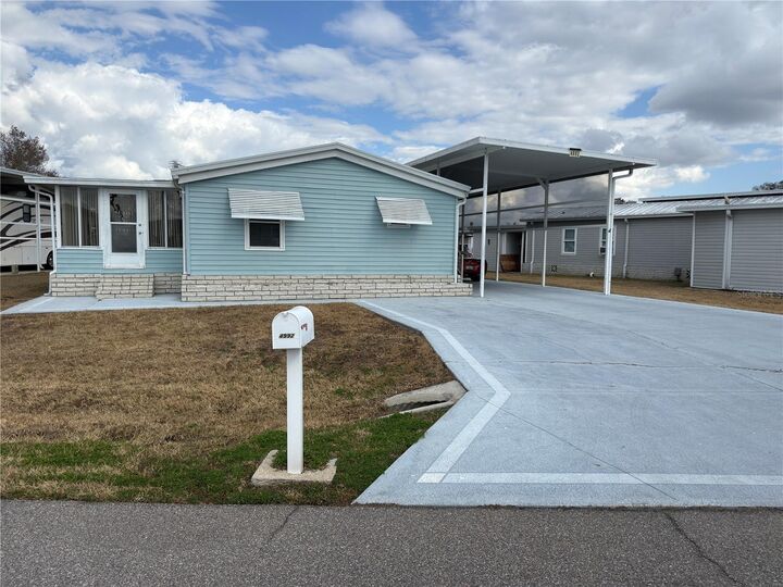 Property Photo:  4992 Shore Line Drive  FL 33868 