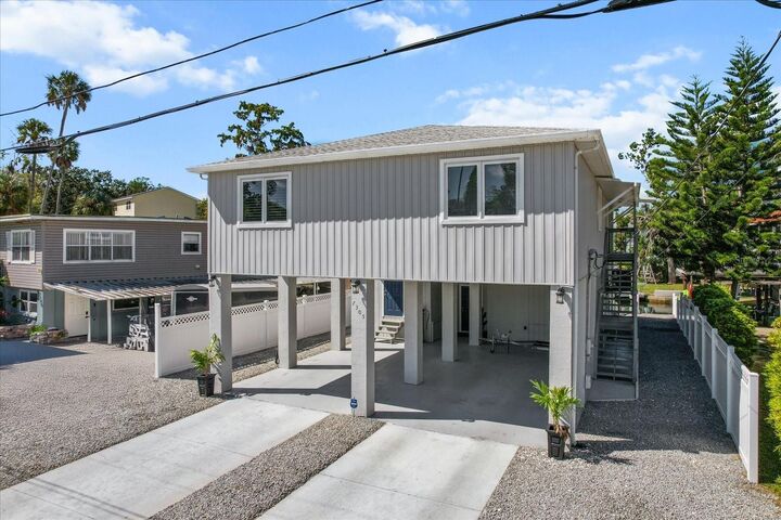 Property Photo: 7305 Tropical Drive FL 34607