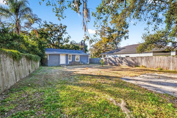 Property Photo:  4205 N 15th Street  FL 33610 