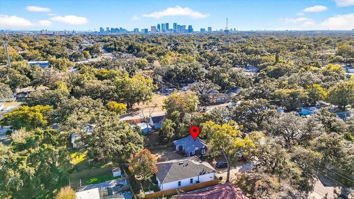 Property Photo:  4205 N 15th Street  FL 33610 