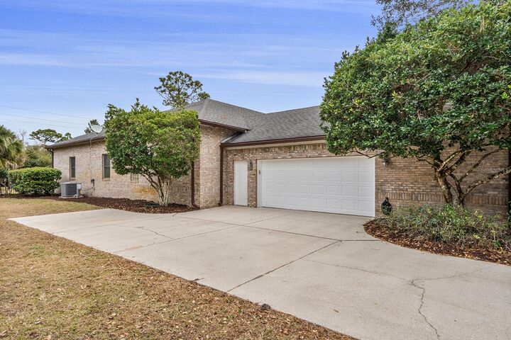 Property Photo:  881 S Belfast Place  FL 32766 