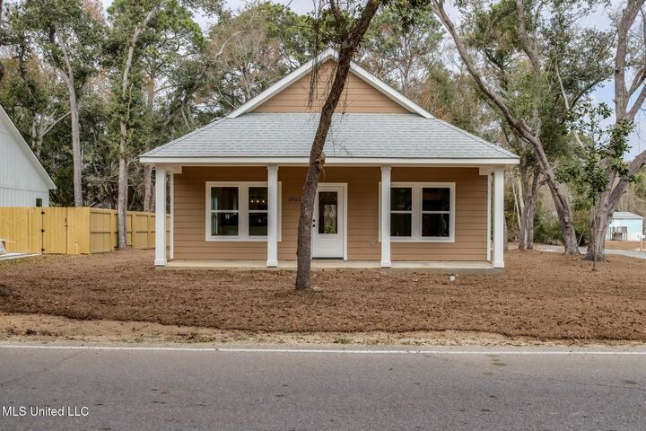 Property Photo: 8900 Pointe Aux Chenes Road MS 39564