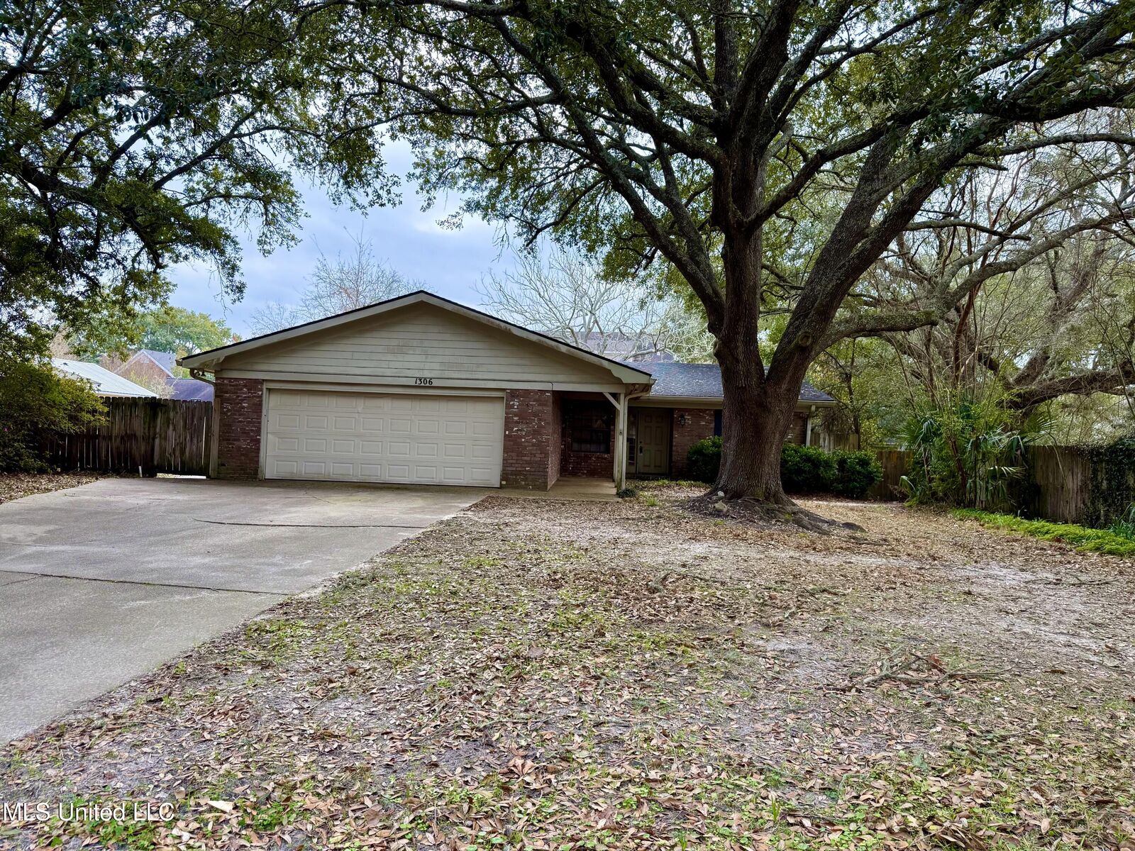 Property Photo: 1306 Short Avenue MS 39567