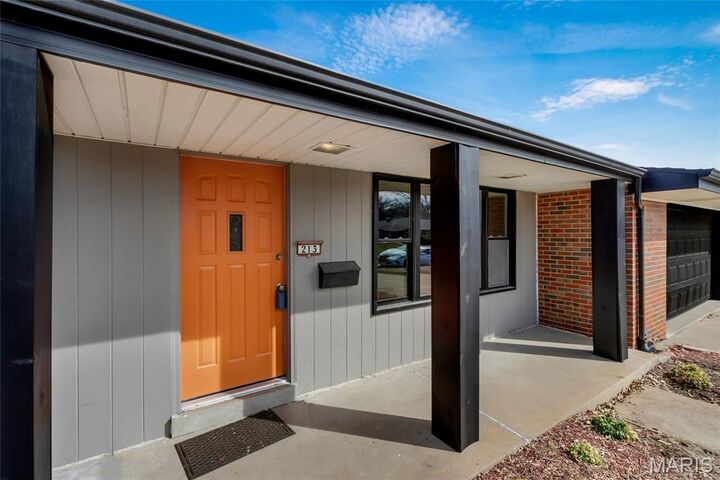 Property Photo:  213 Springdale Drive  IL 62223 