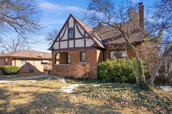 Property Photo:  761 South Street  IL 60123 