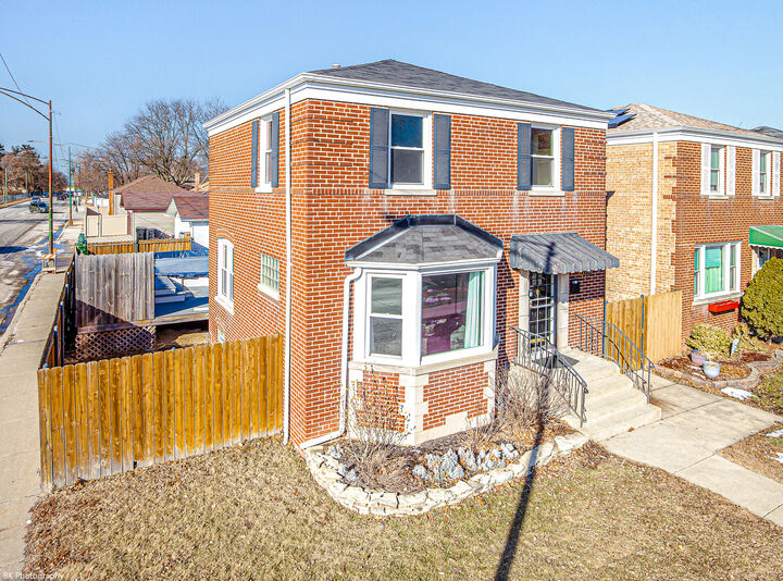 Property Photo:  11458 S Washtenaw Avenue  IL 60655 