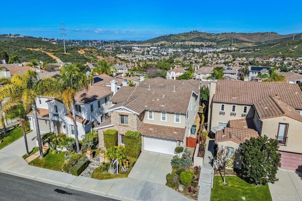 Property Photo:  1844 Sheridan Way  CA 92078 