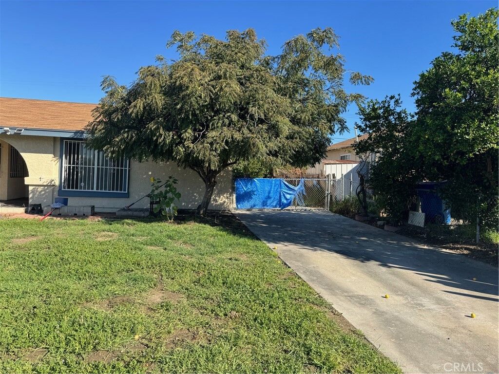 Property Photo:  1285 E Kingsley  CA 91767 