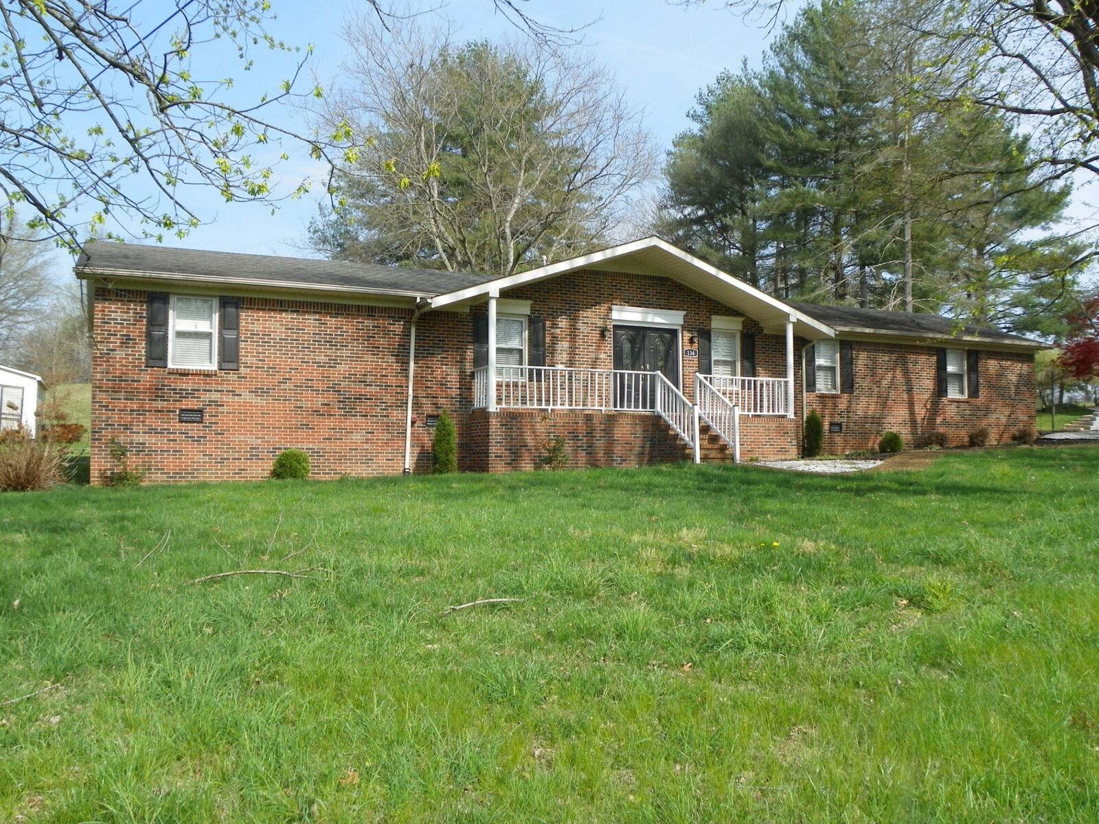 Property Photo:  136 S Arrowhead Dr  TN 37110 