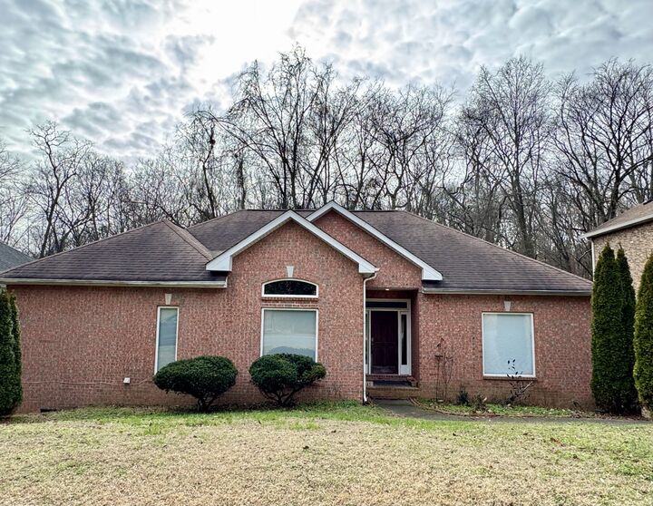 Property Photo:  7145 Forrest Oaks Dr  TN 37221 