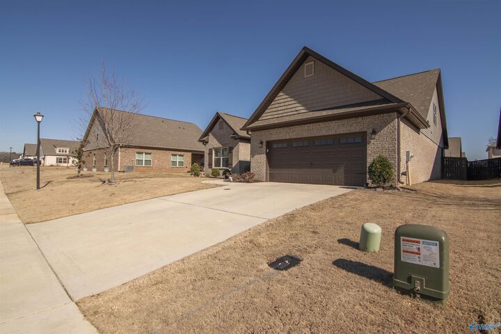 Property Photo: 207 Oracle Circle AL 35811