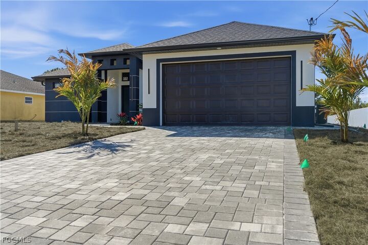 Property Photo: 2609 11th Street SW FL 33976