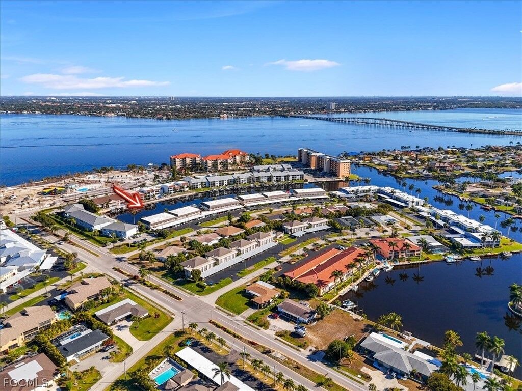 Property Photo:  4211 SE 19th Place 2B  FL 33904 