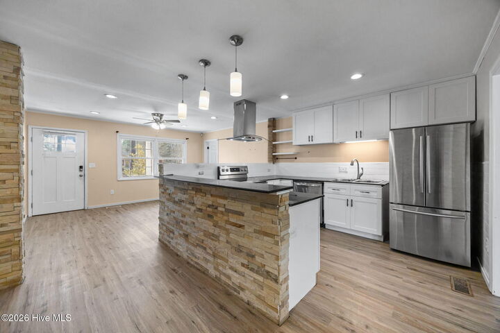 Property Photo: 323 Cardinal Road NC 28546