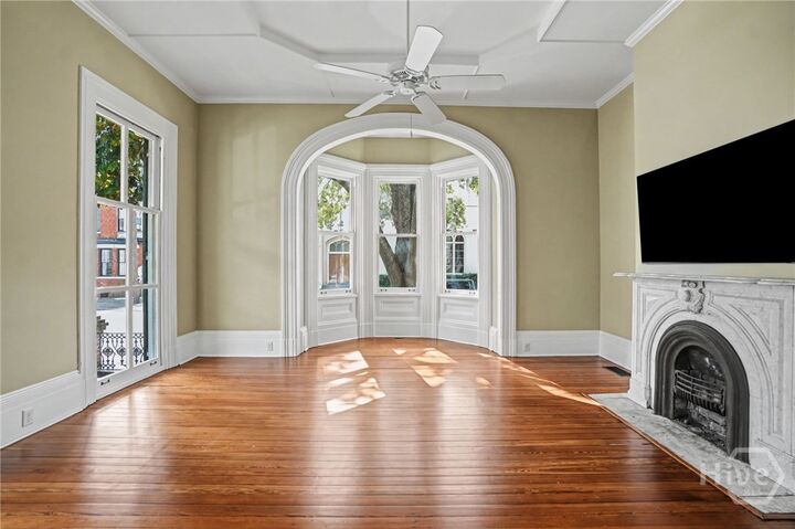 Property Photo:  114 W Bolton Street  GA 31401 