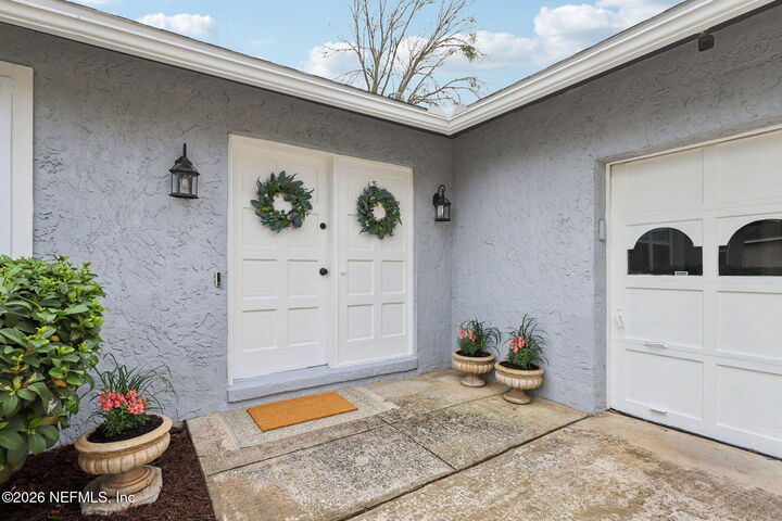 Property Photo:  2362 Gabriel Drive  FL 32073 