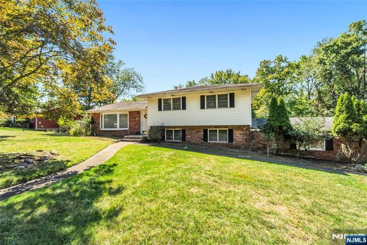 Property Photo:  1011 Washington Avenue  NJ 07675 