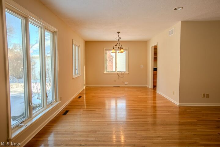 Property Photo:  603 Beech Street  OH 44074 