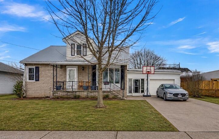 21 Hardy Avenue — photo 1