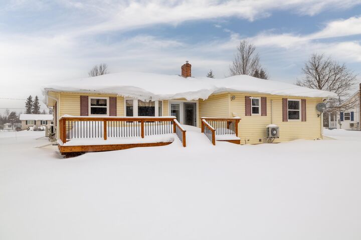 Property Photo: 4 Cudmore Lane PE C1E 2P8