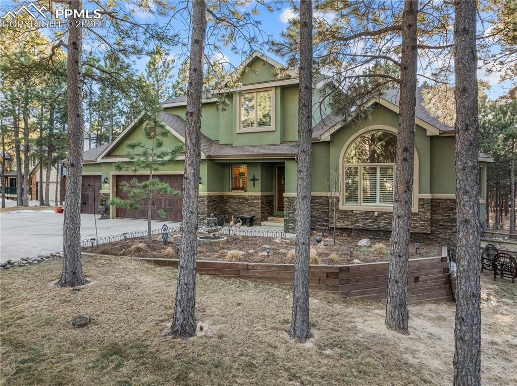 Property Photo: 2 S Sherwood Glen CO 80132