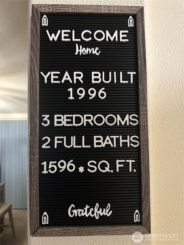 Property Photo:  23800 SE Tiger Mountain Rd  WA 98207 