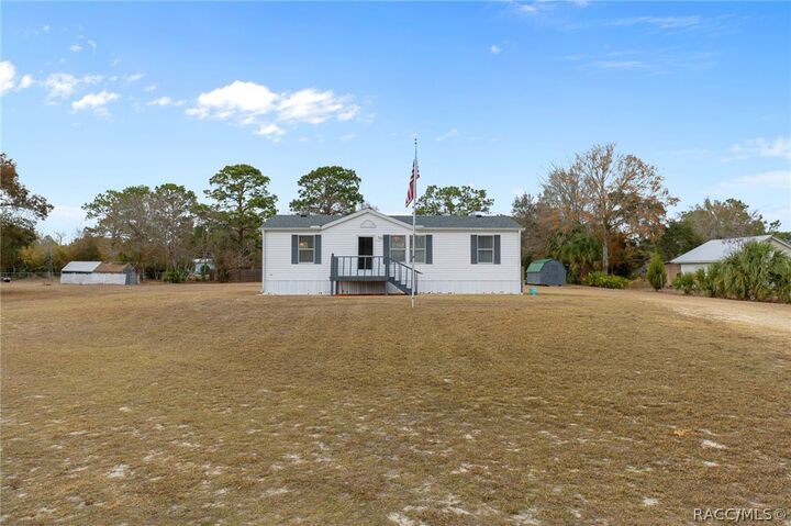 Property Photo: 6969 W Sedate Court FL 34446